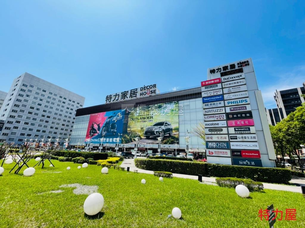 都會風閣兩房車位房屋室內格局與周邊環境