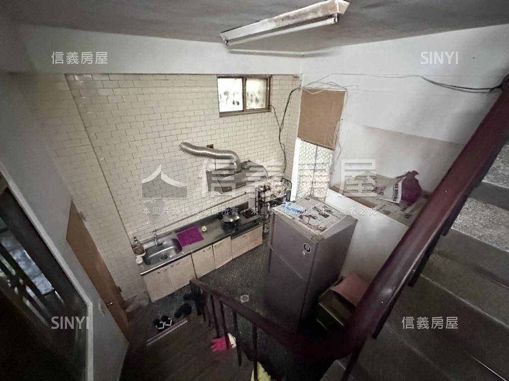 松竹臨路樓店房屋室內格局與周邊環境