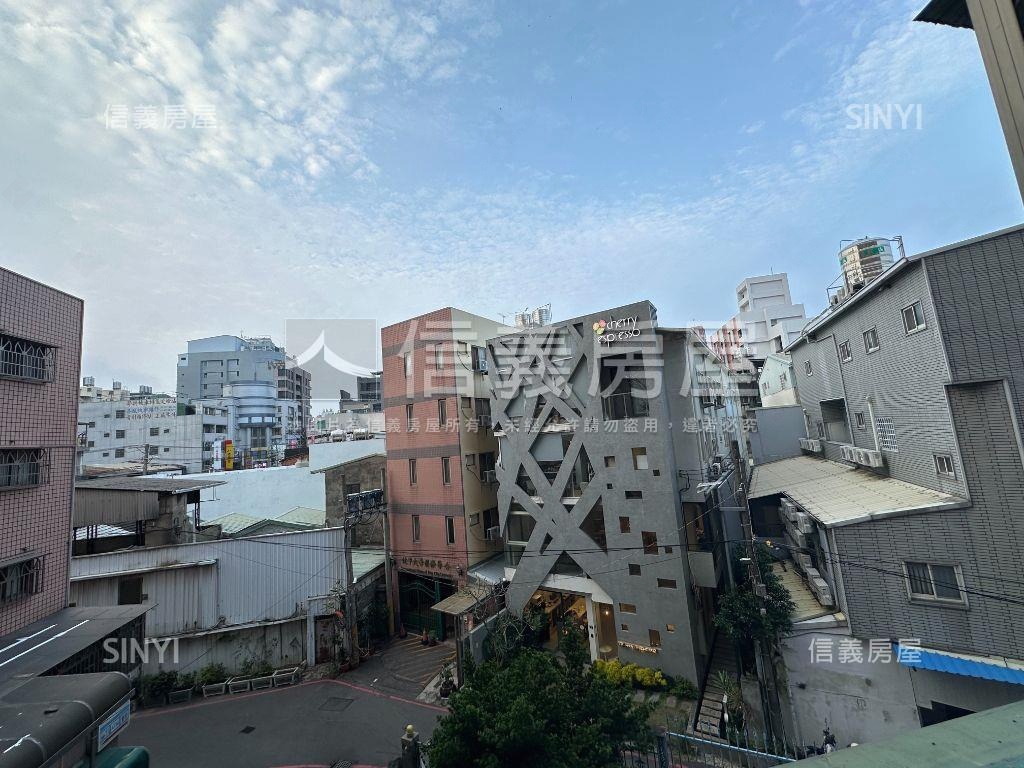 專任★逢甲套房先看這間房屋室內格局與周邊環境