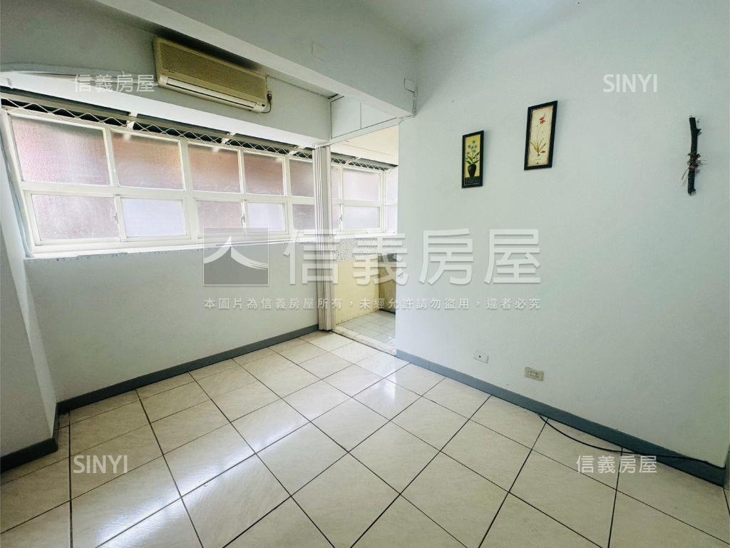 精典優質小資宅三房房屋室內格局與周邊環境