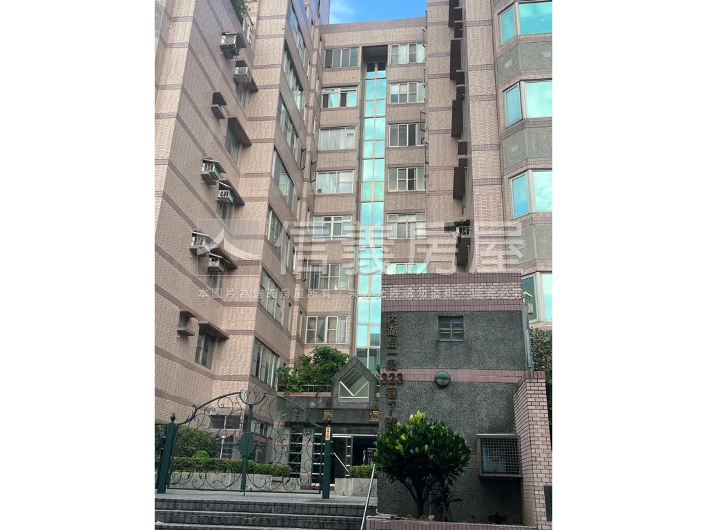 大西湖爵堡美三房附車位房屋室內格局與周邊環境
