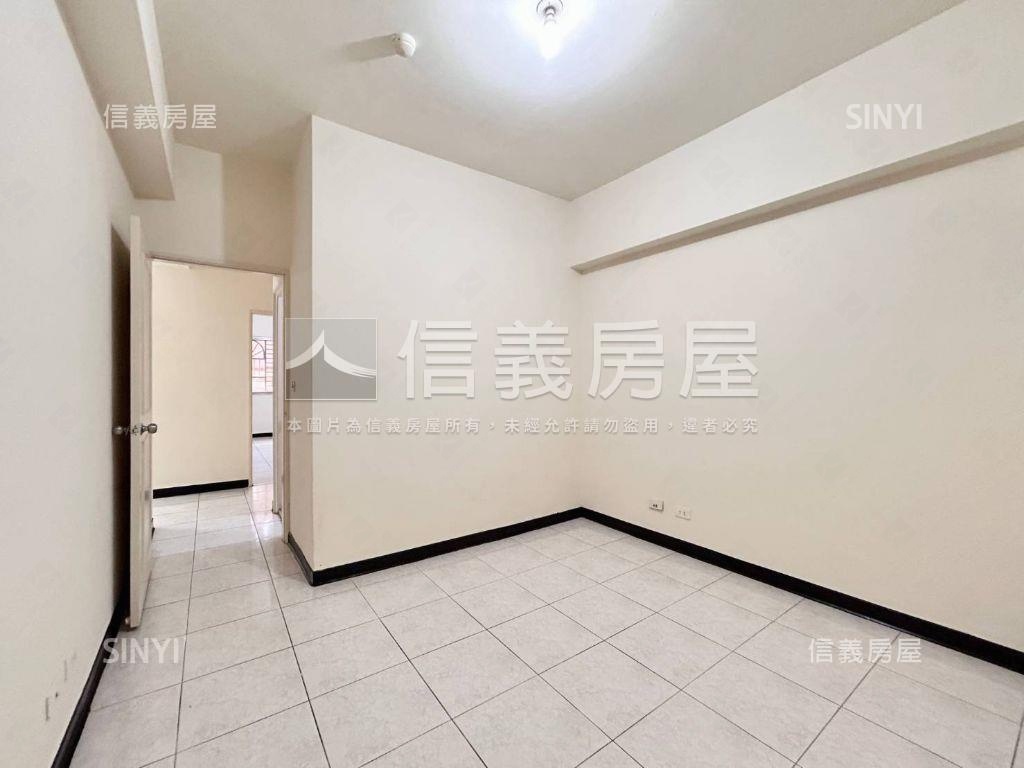 優質捷運舒適三房車位房屋室內格局與周邊環境