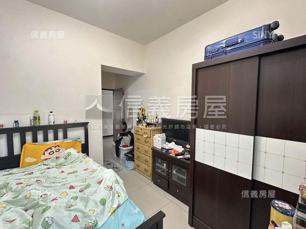 逸極天地｜大三房雙車位房屋室內格局與周邊環境