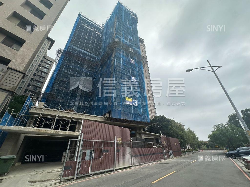 鼎峰序美四房Ｃ１２房屋室內格局與周邊環境