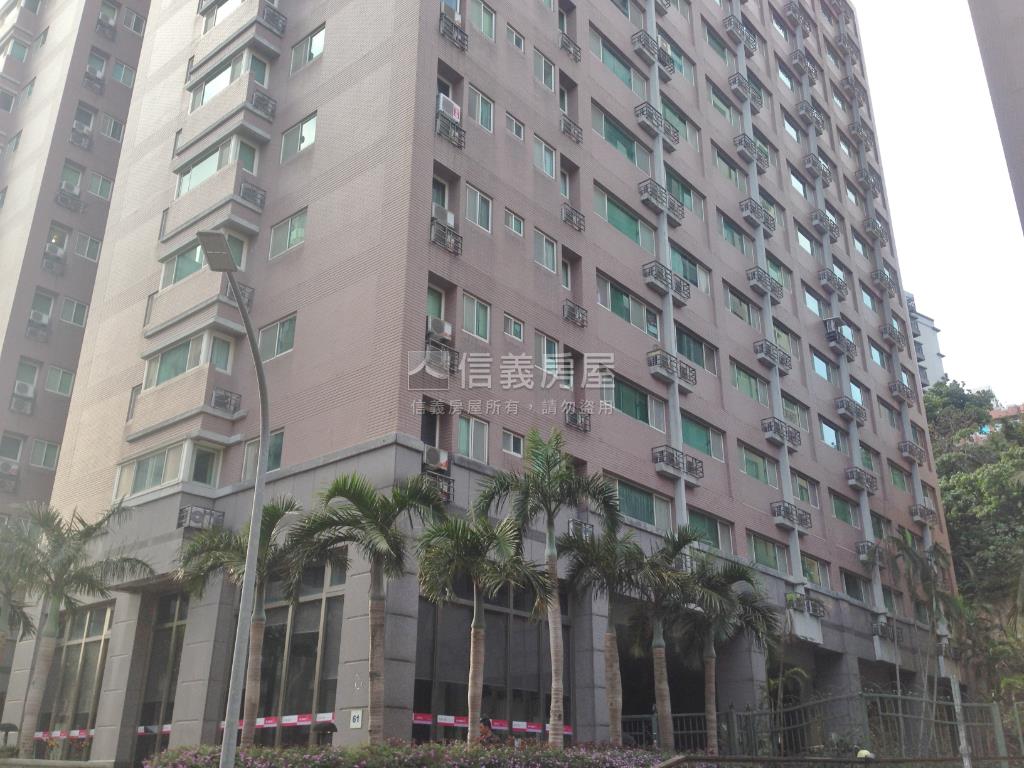 財庫邊間景觀套房房屋室內格局與周邊環境