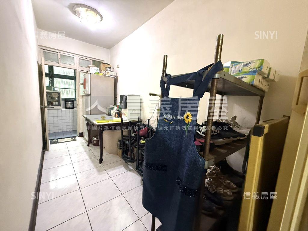 萬大路三樓房屋室內格局與周邊環境