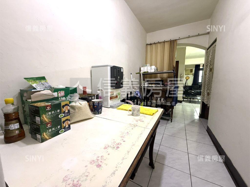 萬大路三樓房屋室內格局與周邊環境