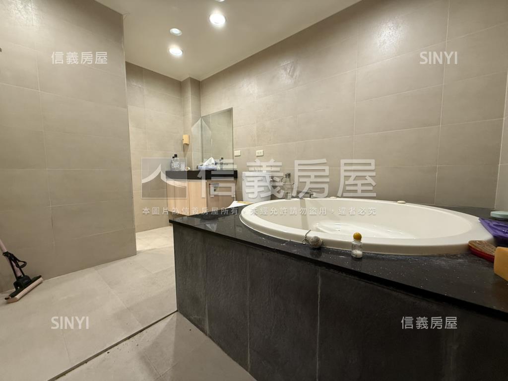 新故鄉雙拼大面寬別墅房屋室內格局與周邊環境