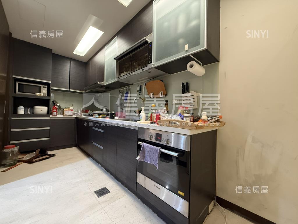 新故鄉雙拼大面寬別墅房屋室內格局與周邊環境