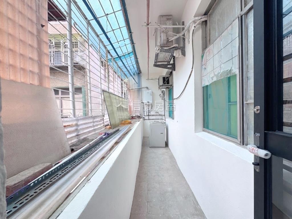 前後陽台標格低總大空間房屋室內格局與周邊環境