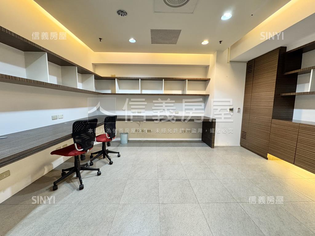 亞灣啟航．中華經貿房屋室內格局與周邊環境