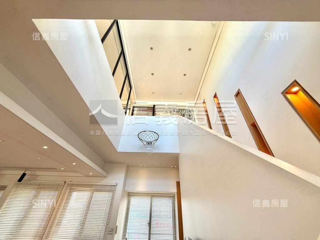 【新接】市府富裔挑高美屋房屋室內格局與周邊環境