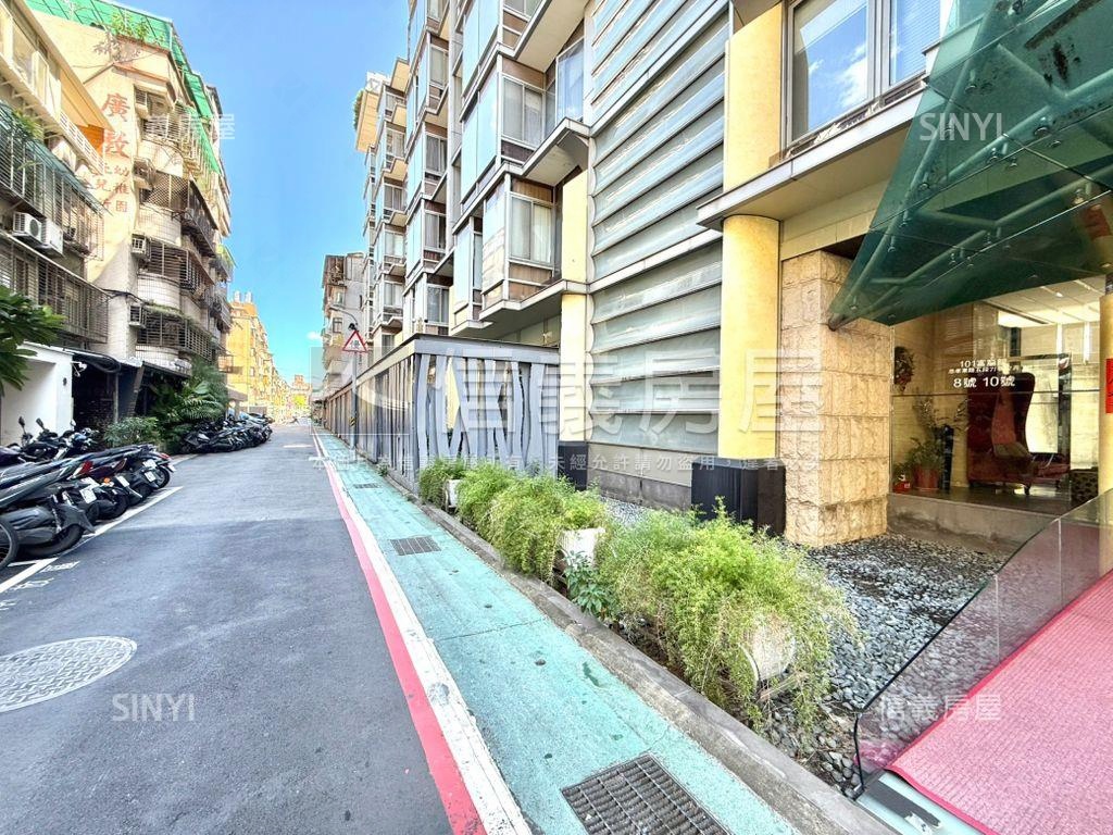 【新接】市府富裔挑高美屋房屋室內格局與周邊環境