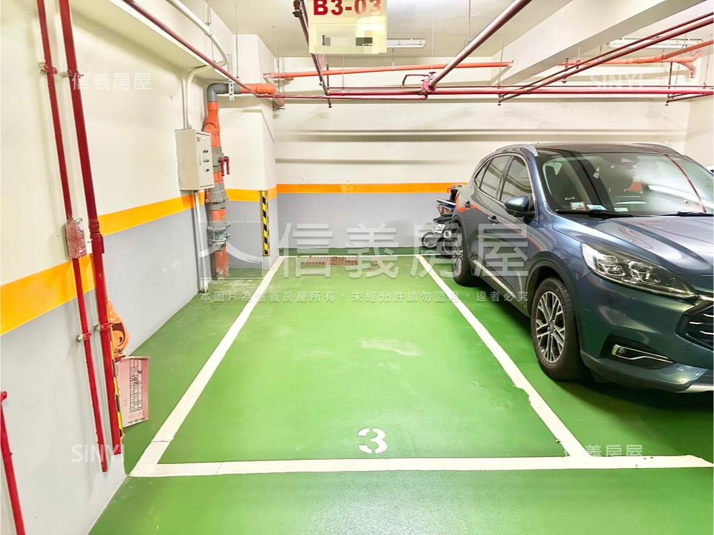 近萬大ＬＧ０８三房車位房屋室內格局與周邊環境