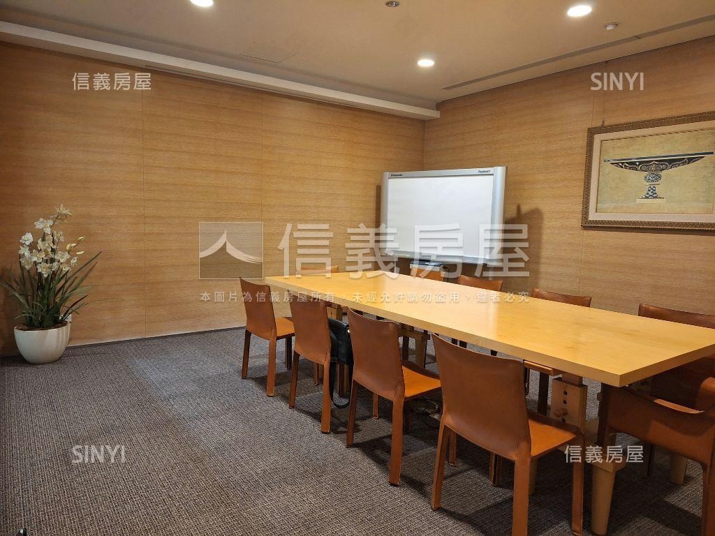 【長虹旗艦科技大樓】辦公房屋室內格局與周邊環境