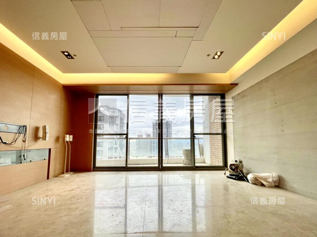 藏峰氣派鋼骨高樓名宅房屋室內格局與周邊環境