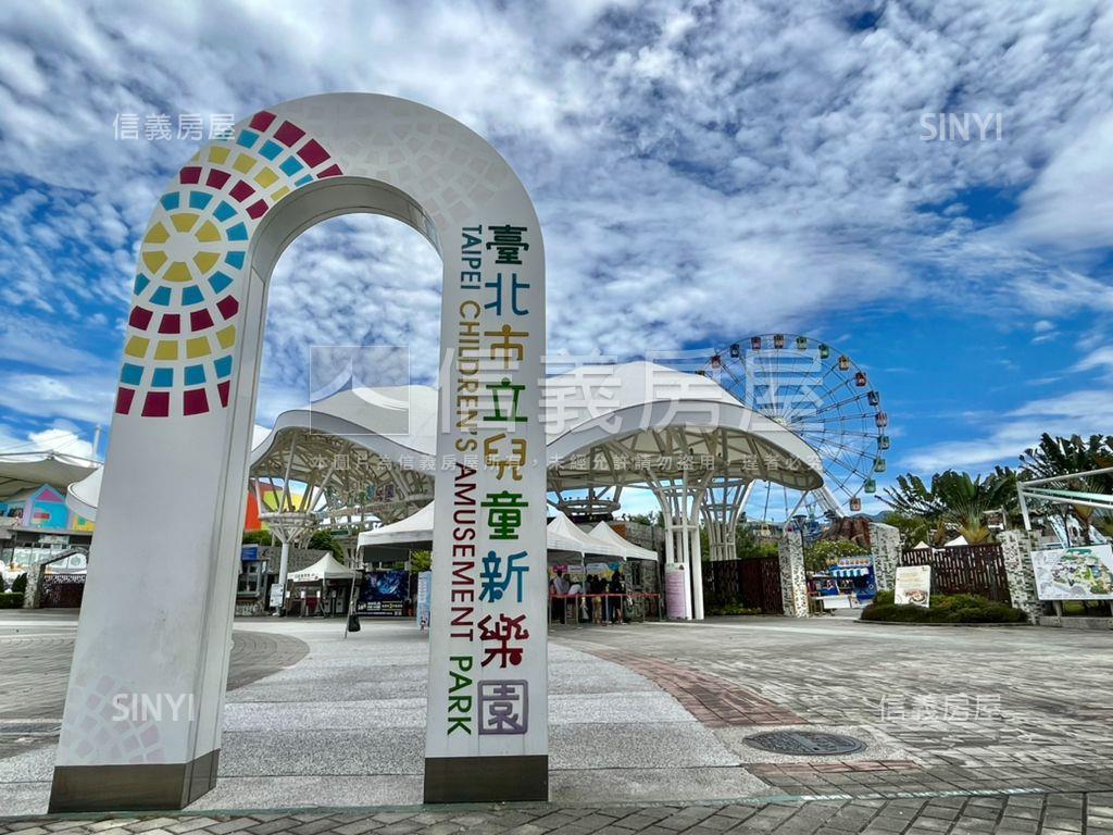 藏峰氣派鋼骨高樓名宅房屋室內格局與周邊環境