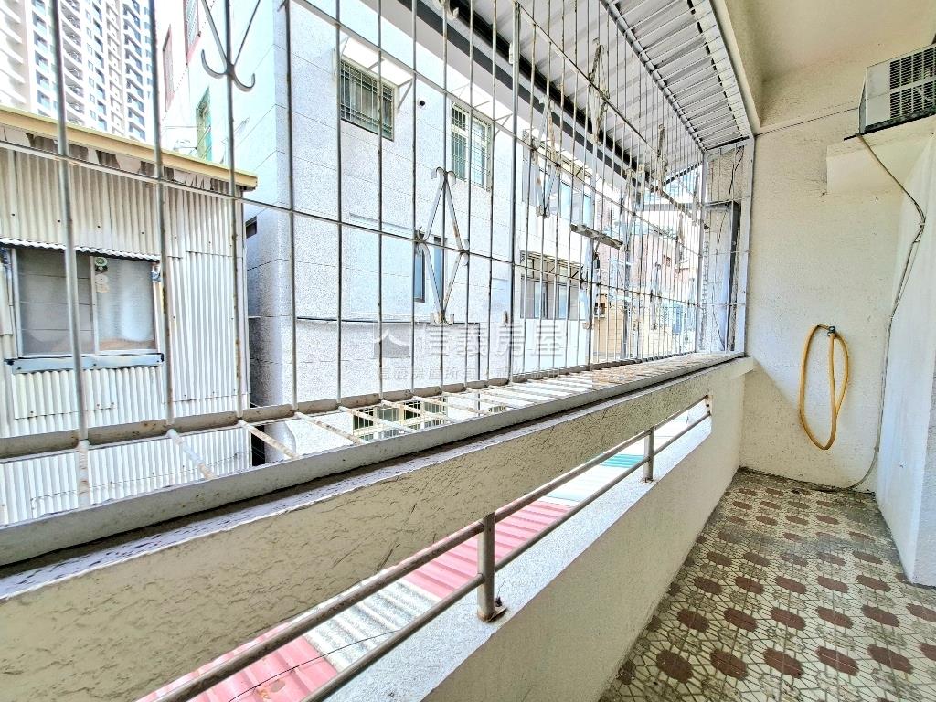 遇見成大｜活巷ＲＣ美透天房屋室內格局與周邊環境