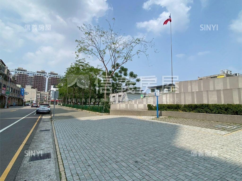 水岸之星兩房平車誠售可看房屋室內格局與周邊環境
