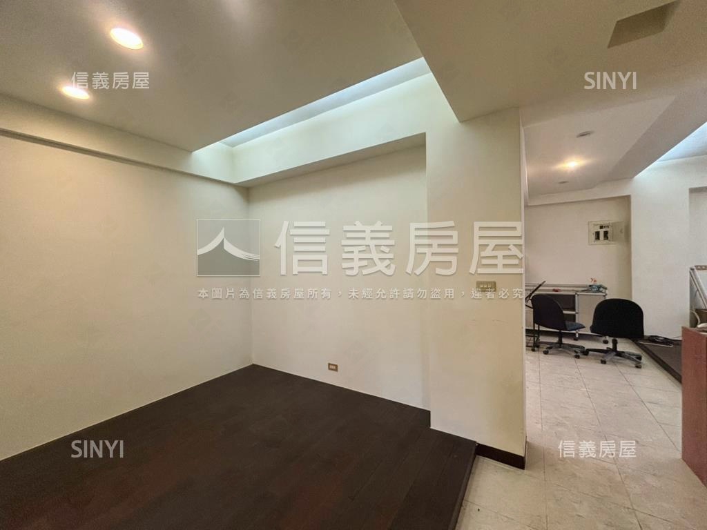 翡翠宮庭房屋室內格局與周邊環境