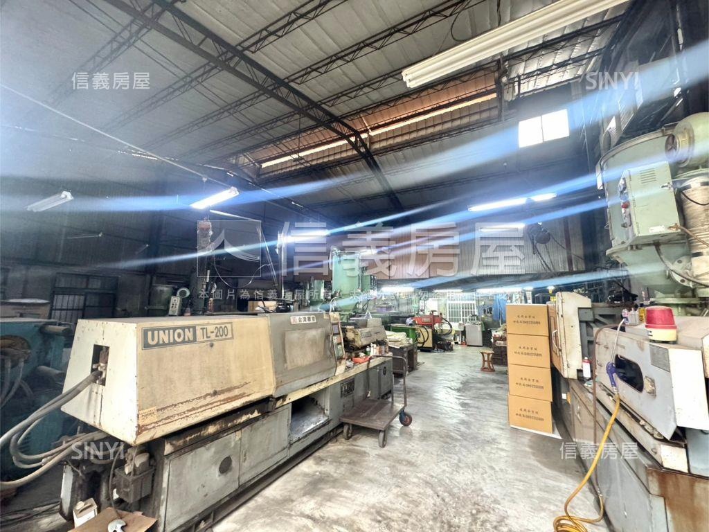 百坪三照住商用房屋室內格局與周邊環境