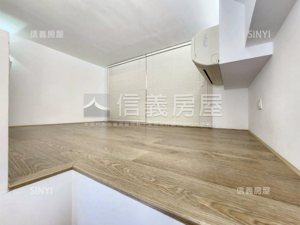 信義國際挑高美妝房屋室內格局與周邊環境