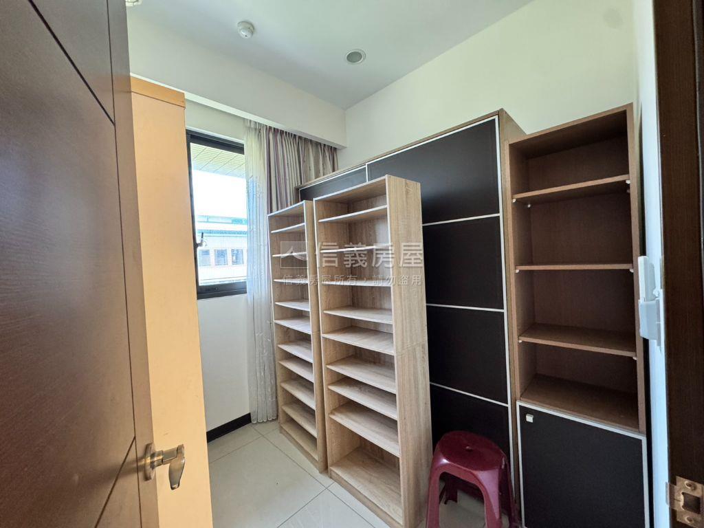 ＮＹ璞緻三房房屋室內格局與周邊環境