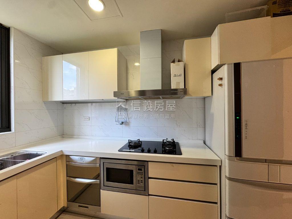 ＮＹ璞緻三房房屋室內格局與周邊環境