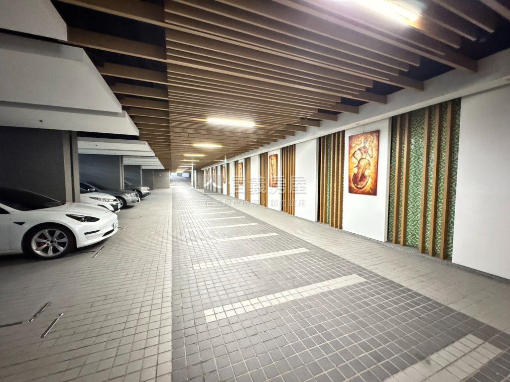 ＮＹ璞緻三房房屋室內格局與周邊環境