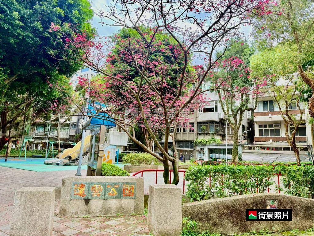 捷運中正學區邊間電梯三房房屋室內格局與周邊環境