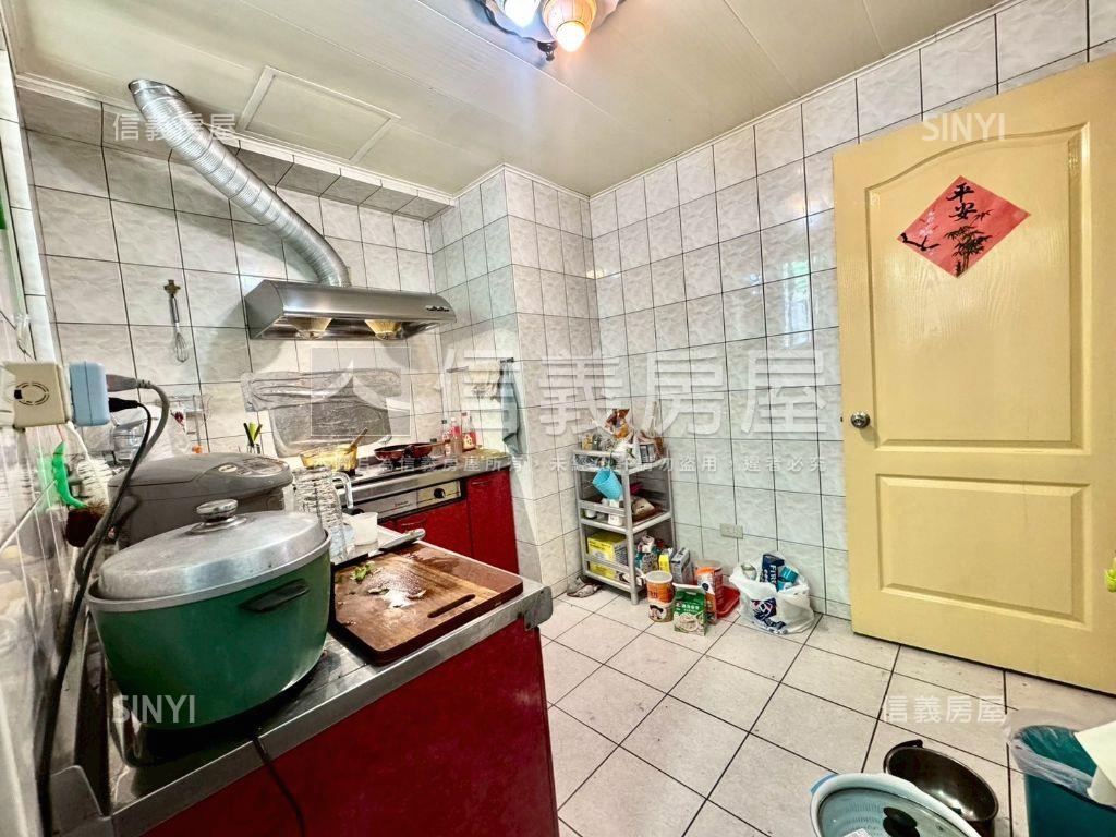 公寓價買大樓三房四面採光房屋室內格局與周邊環境