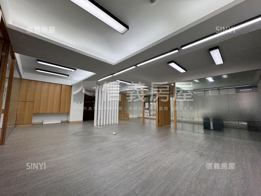 稀有三面採光明亮商辦房屋室內格局與周邊環境