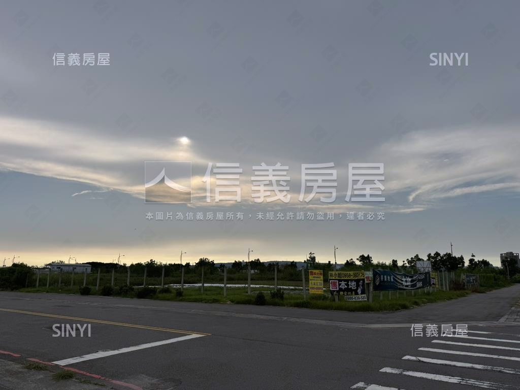 １３期樂田段雙面臨路角地房屋室內格局與周邊環境