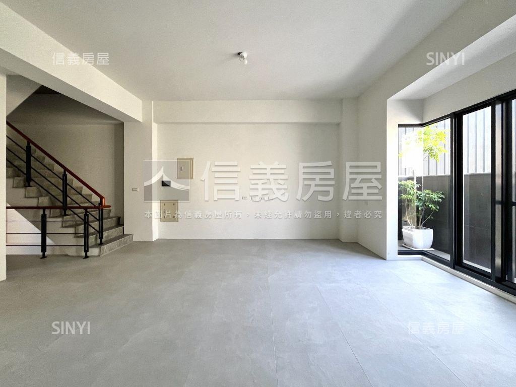 北安全新併排雙車墅Ａ房屋室內格局與周邊環境