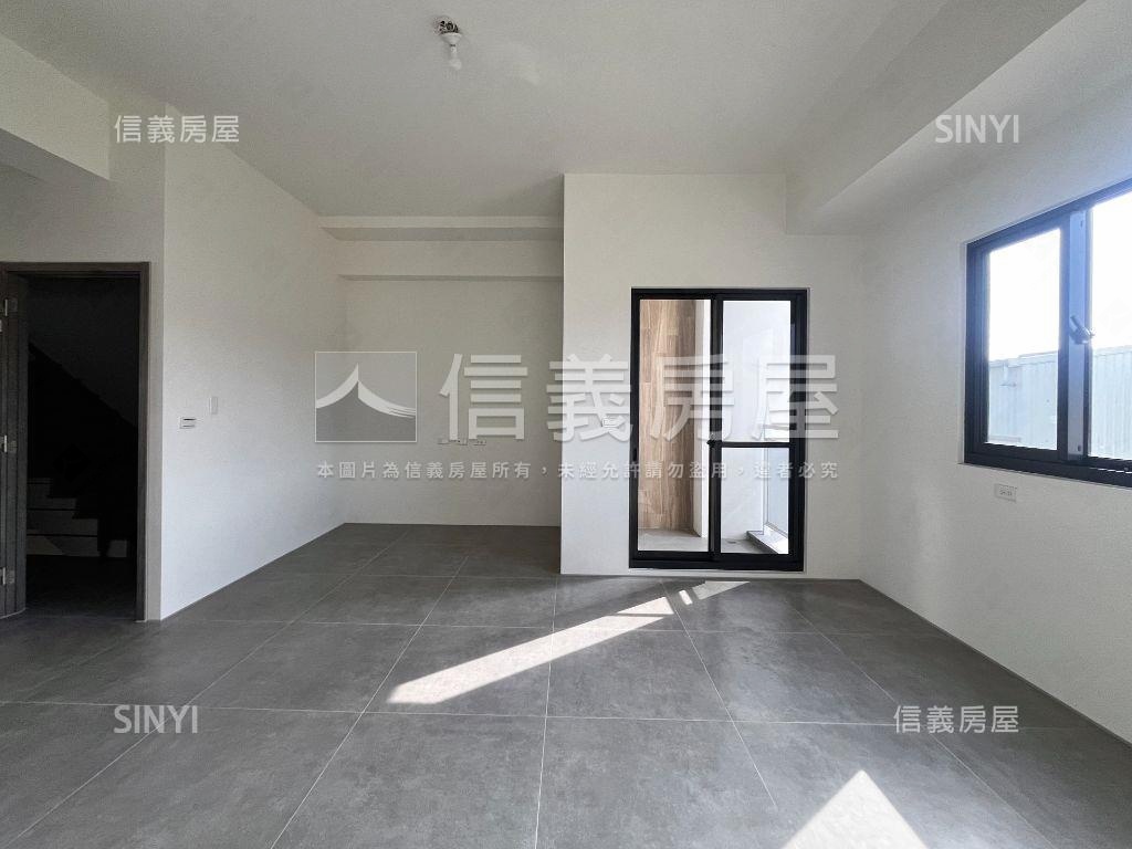 北安全新併排雙車墅Ａ房屋室內格局與周邊環境
