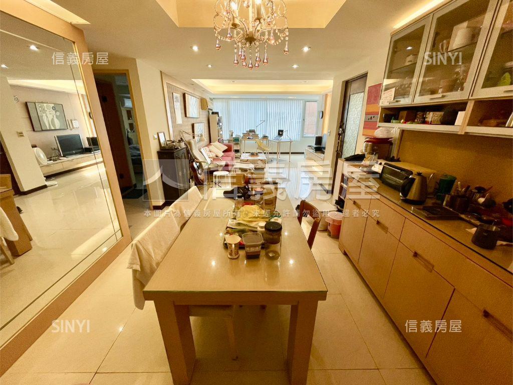 西湖園★高樓景觀電梯三房房屋室內格局與周邊環境