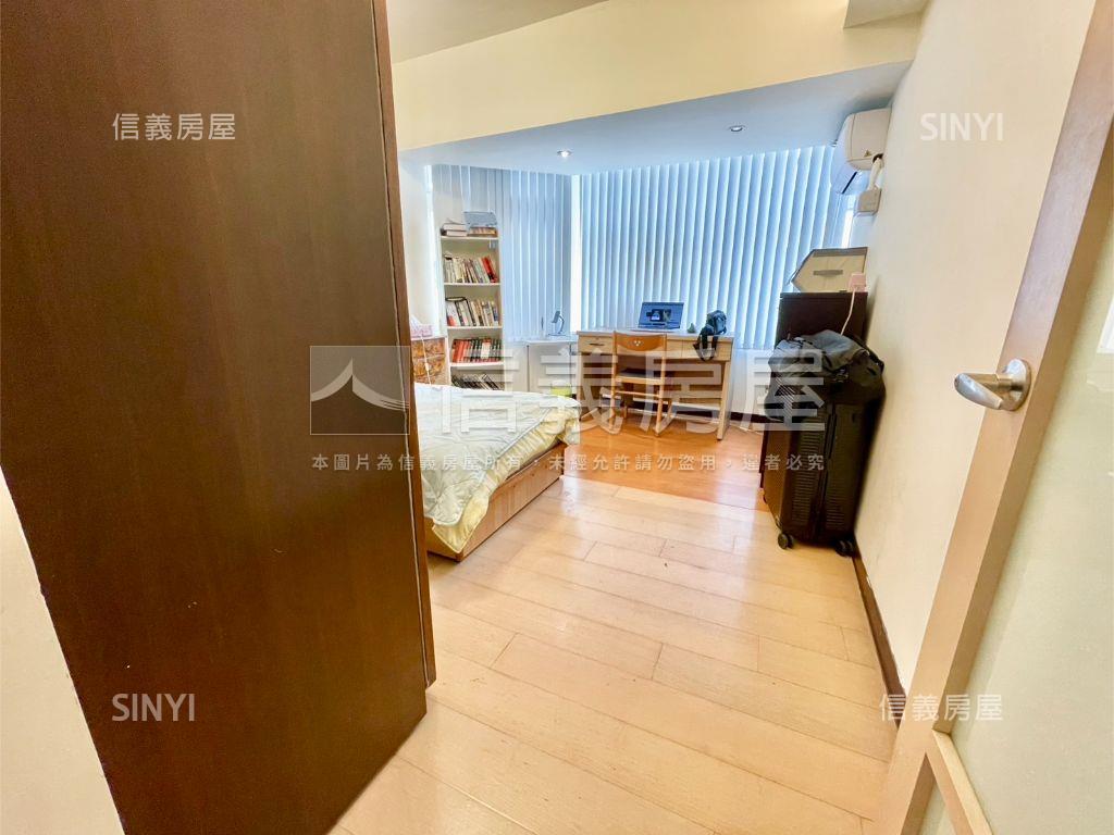 西湖園★高樓景觀電梯三房房屋室內格局與周邊環境