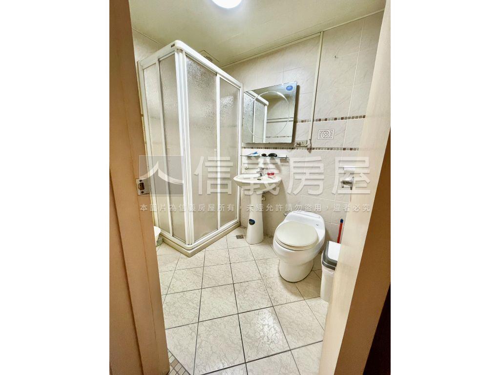 西湖園★高樓景觀電梯三房房屋室內格局與周邊環境