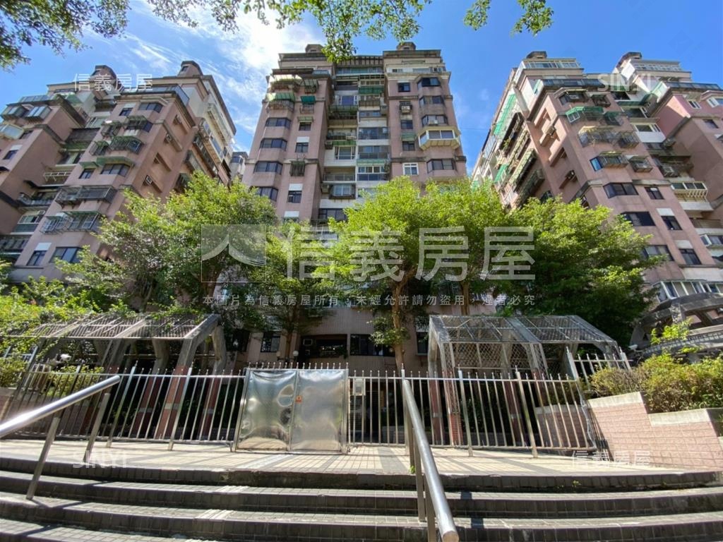 世貿國家稀有低總價兩房房屋室內格局與周邊環境