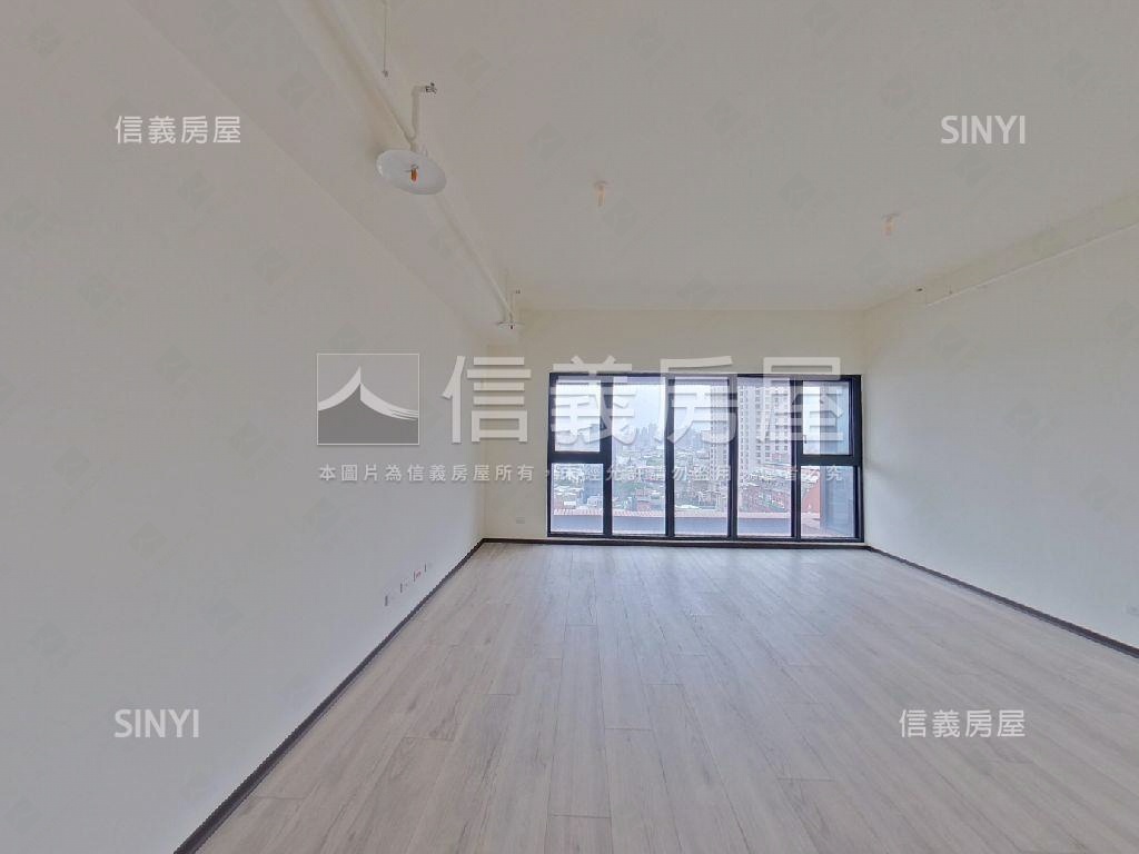 都心皇璽高樓３房車位房屋室內格局與周邊環境