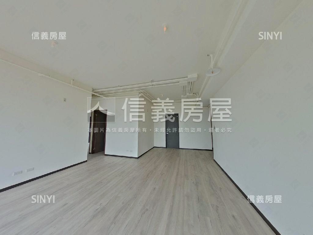 都心皇璽高樓３房車位房屋室內格局與周邊環境