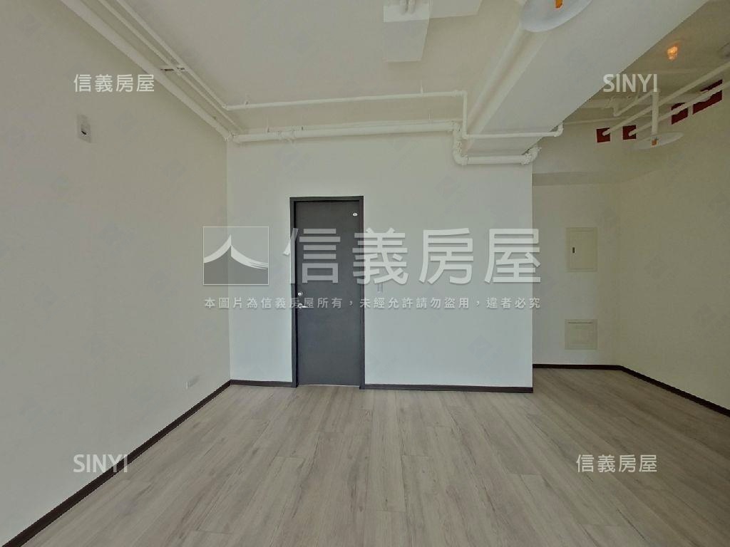 都心皇璽高樓３房車位房屋室內格局與周邊環境