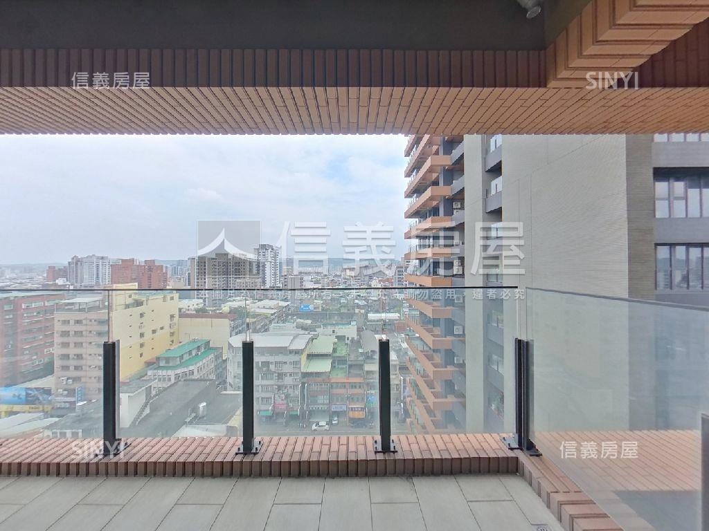 都心皇璽高樓３房車位房屋室內格局與周邊環境