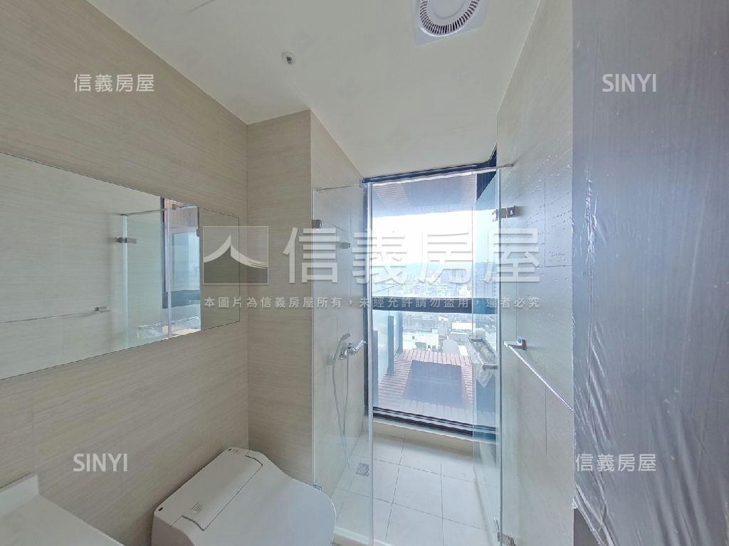 都心皇璽高樓３房車位房屋室內格局與周邊環境