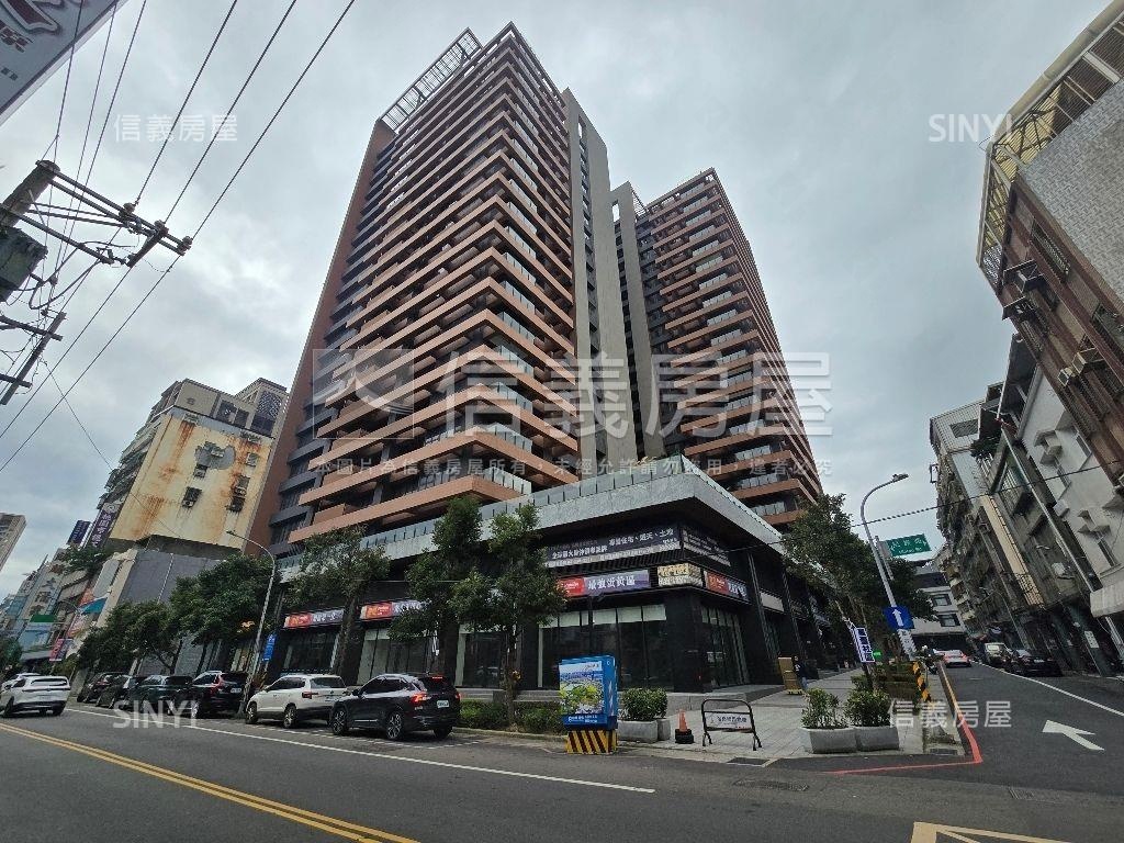 都心皇璽高樓３房車位房屋室內格局與周邊環境