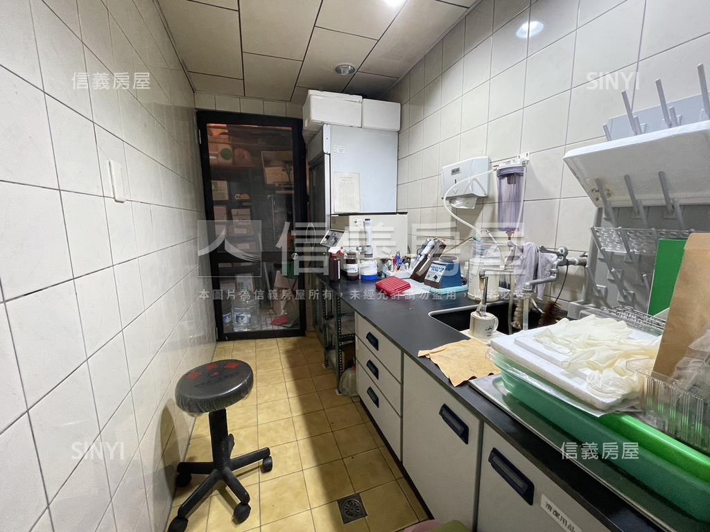南京東路小巨蛋住辦大樓房屋室內格局與周邊環境