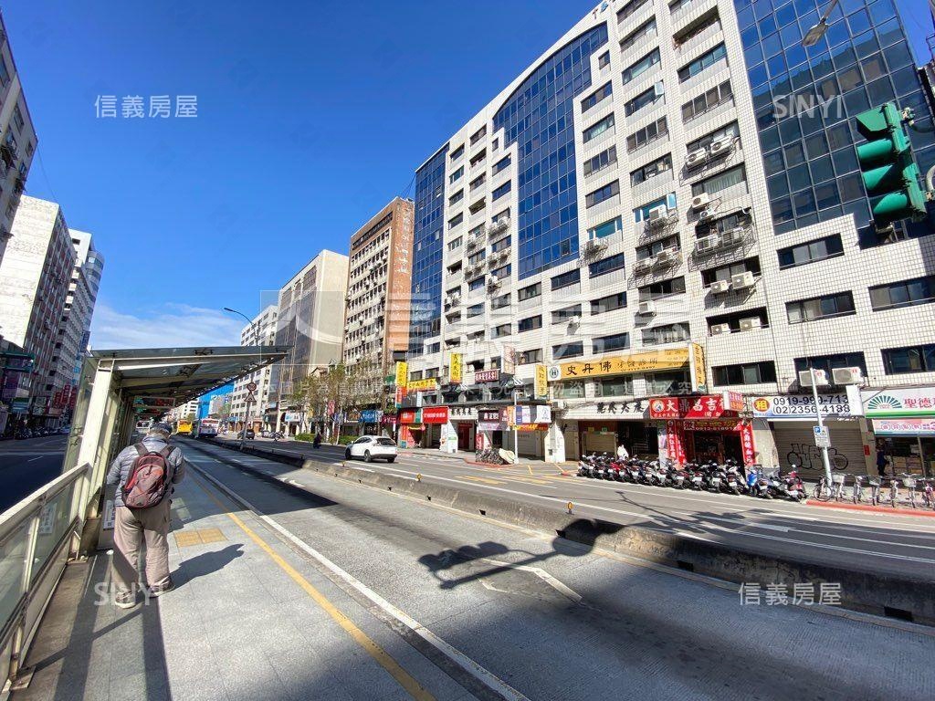 南京東路小巨蛋住辦大樓房屋室內格局與周邊環境