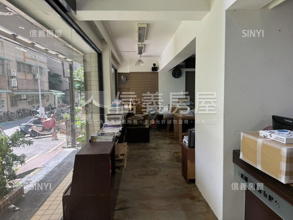 近永和國小夾層加蓋店鋪房屋室內格局與周邊環境
