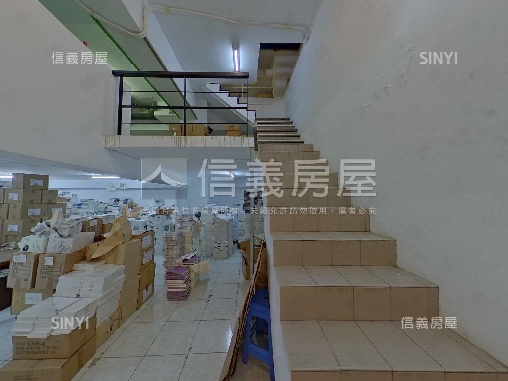 近永和國小夾層加蓋店鋪房屋室內格局與周邊環境