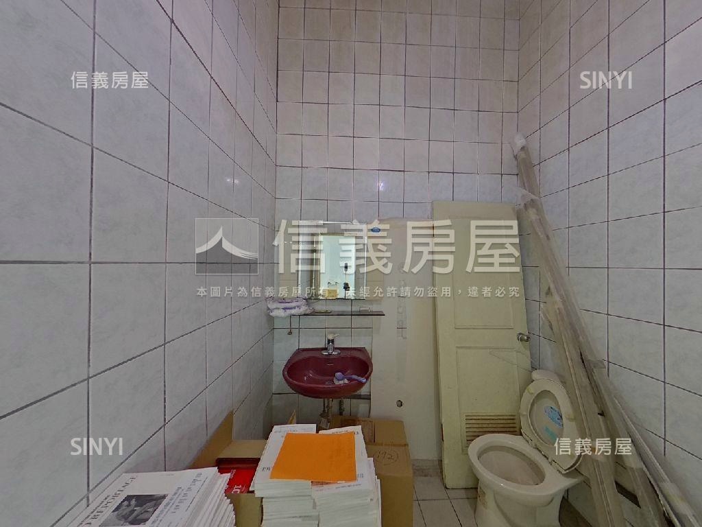 近永和國小夾層加蓋店鋪房屋室內格局與周邊環境